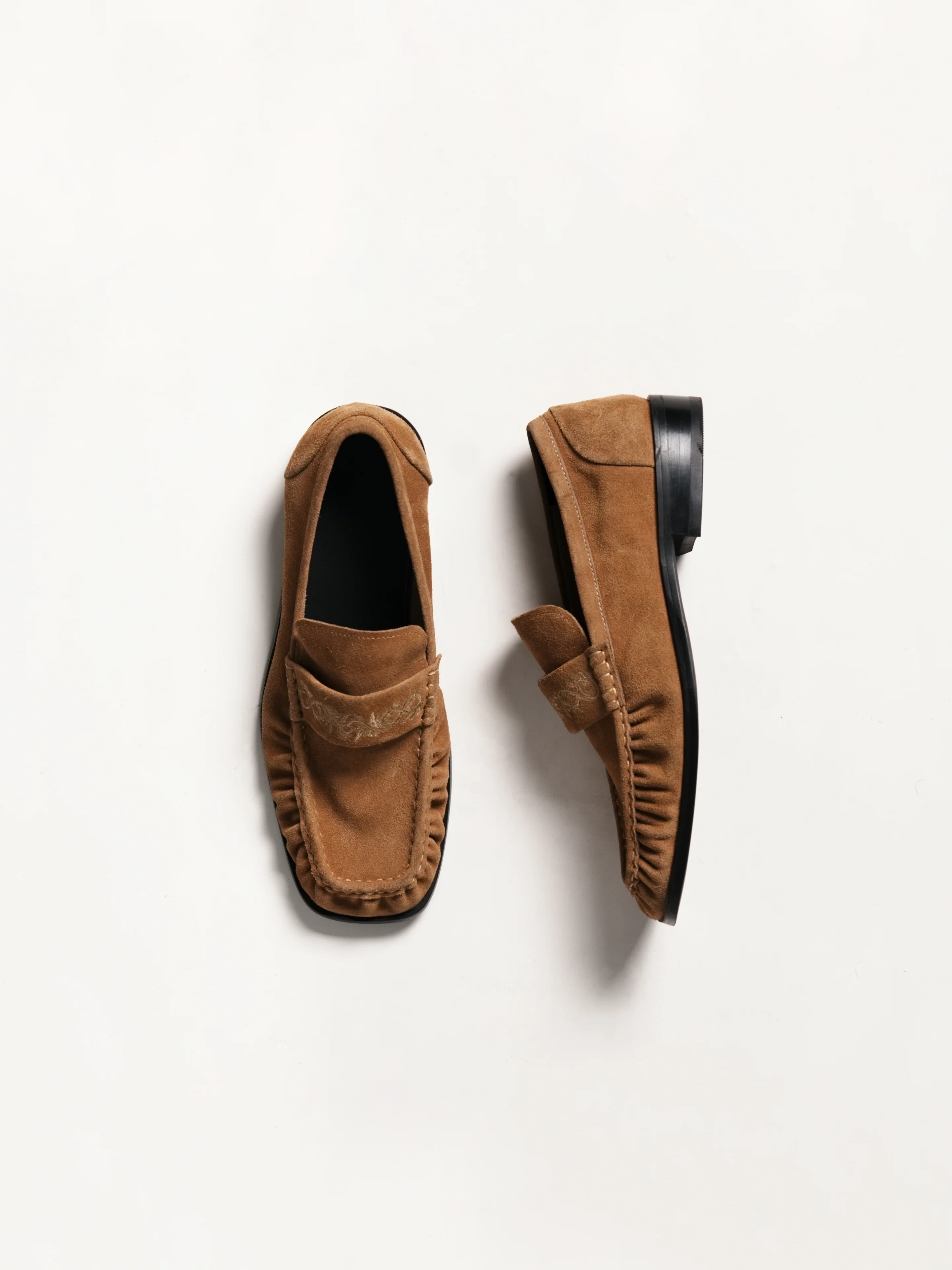 Loafers Square-toe Vine-engraved Khaki brown - Image 3