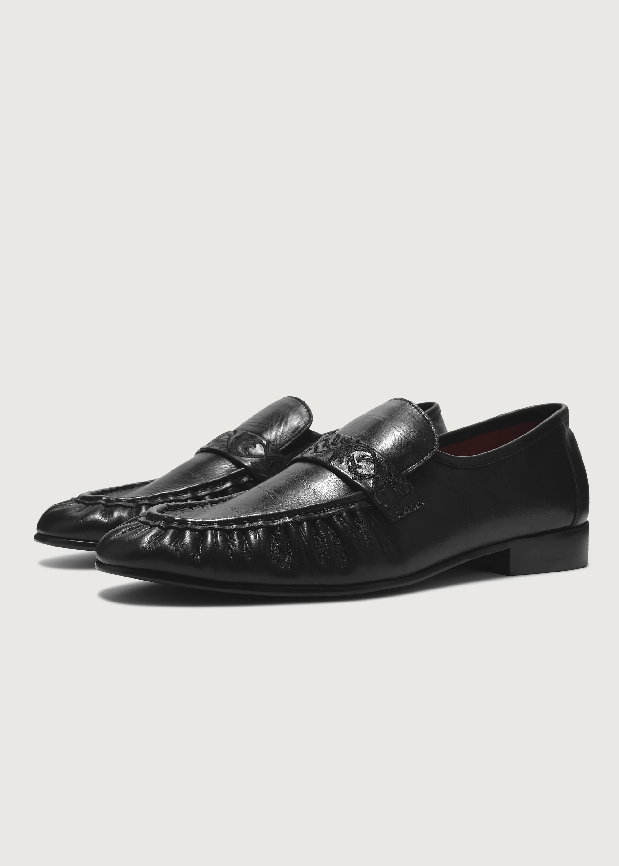 Loafers Vine-engraved Elegant black - Image 6