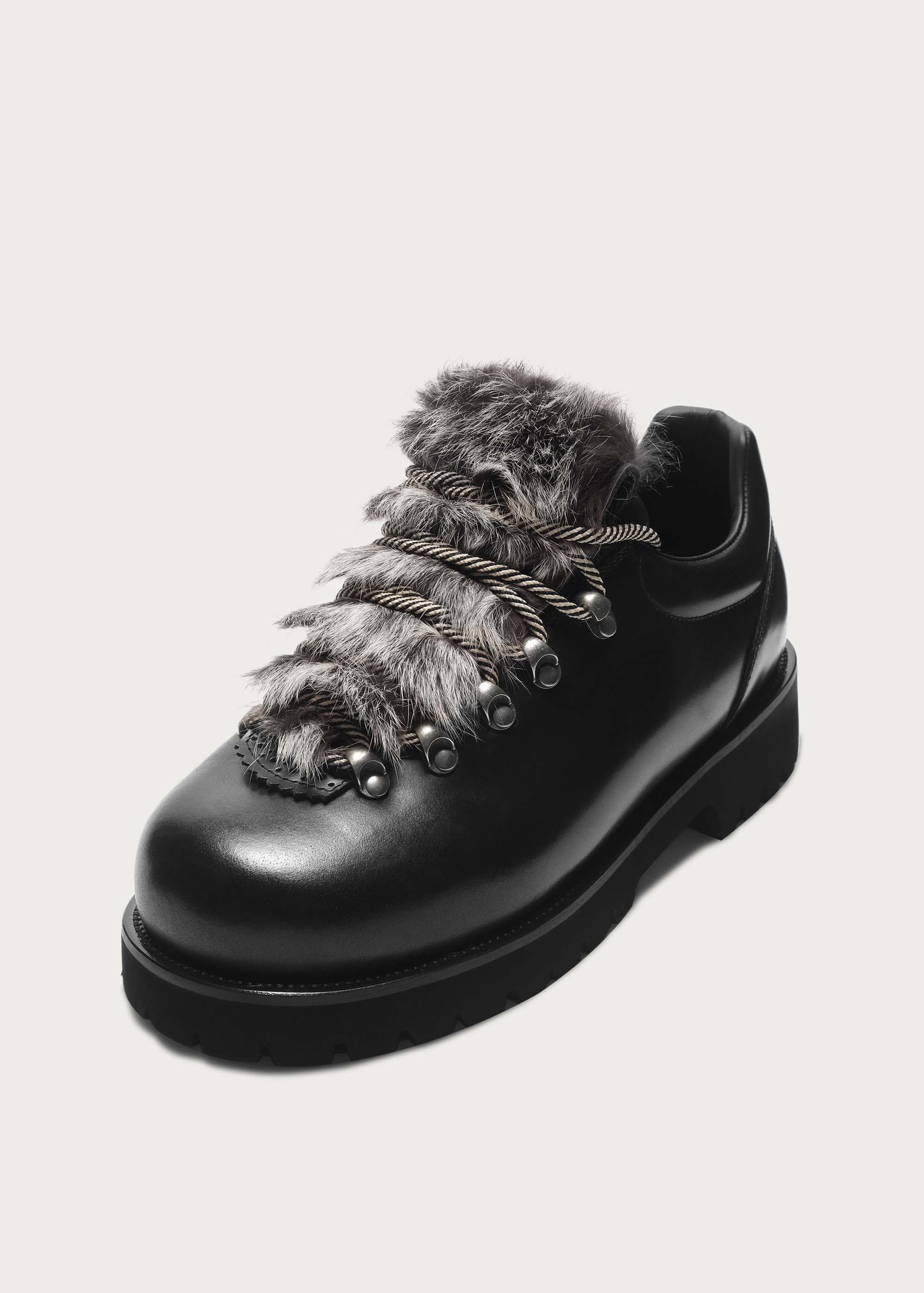 Outdoor-inspired hiking shoes Black - Image 6