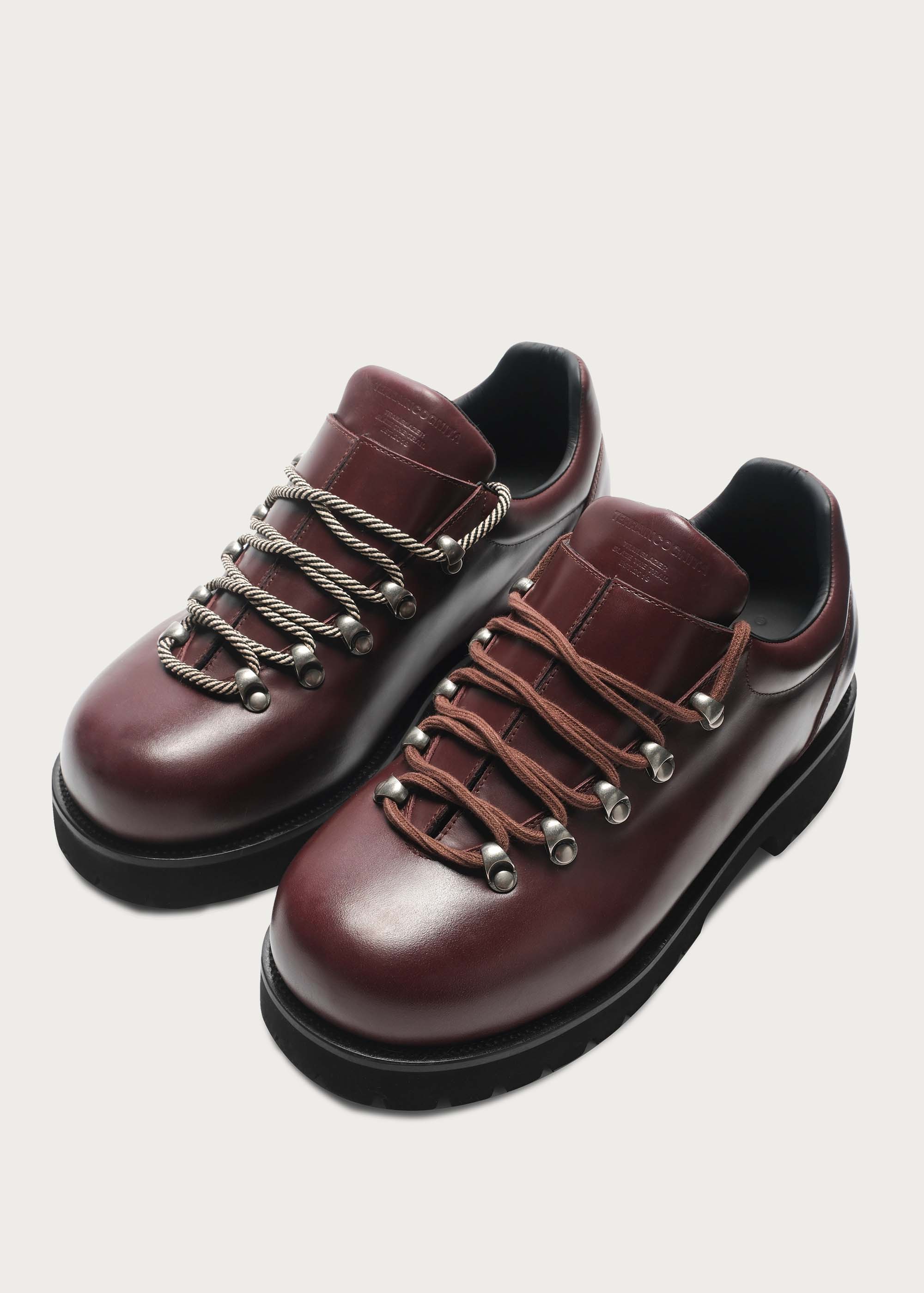 Outdoor-inspired hiking shoes Claret-red - Image 11
