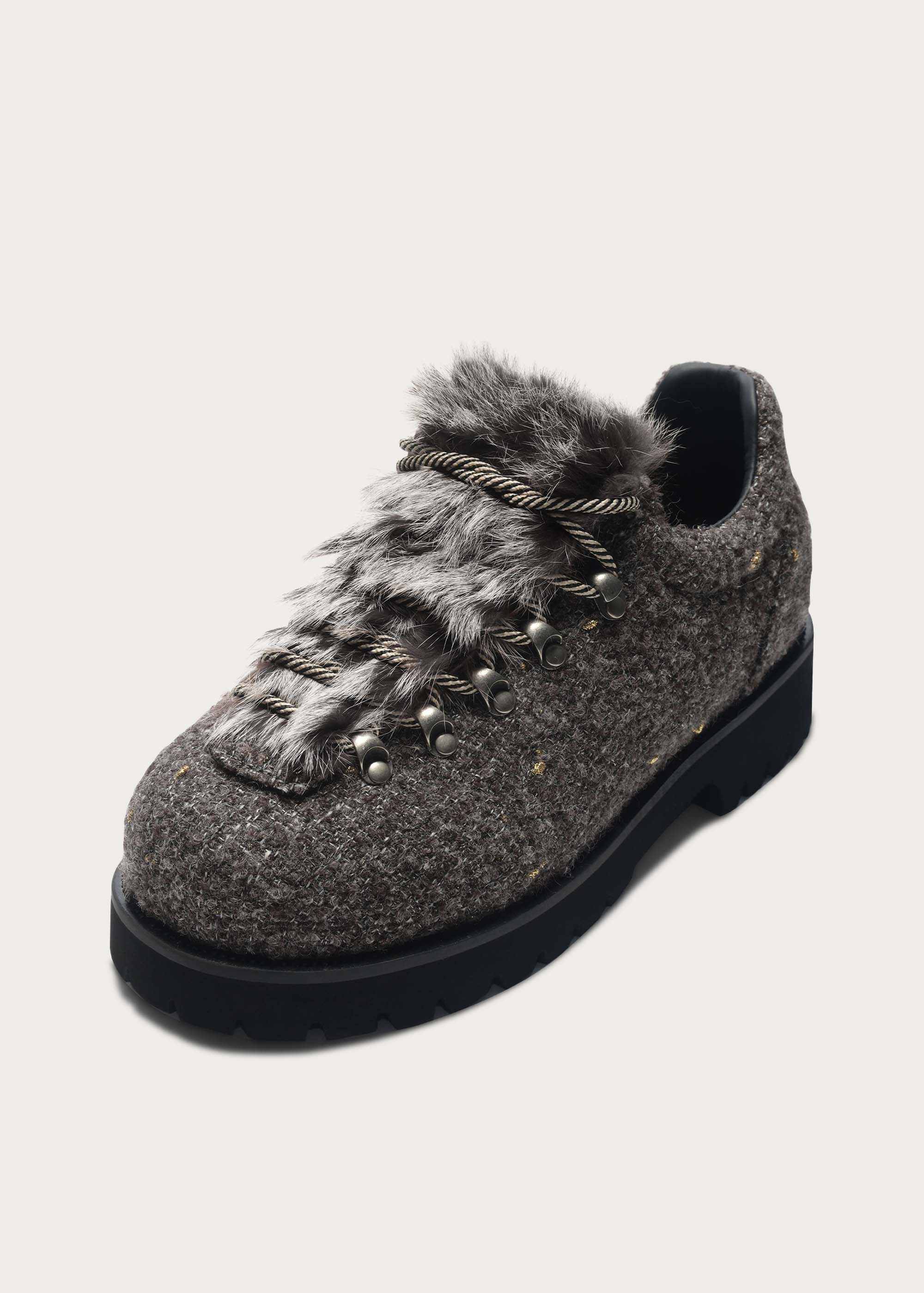 Outdoor-inspired hiking shoes Gray - Image 4